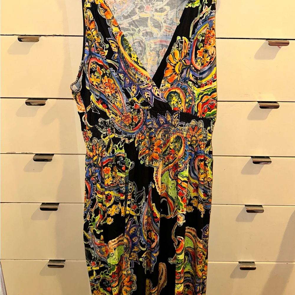 VENUS Black and Yellow Sheath Maxi Dress V-Neck Sleeveless